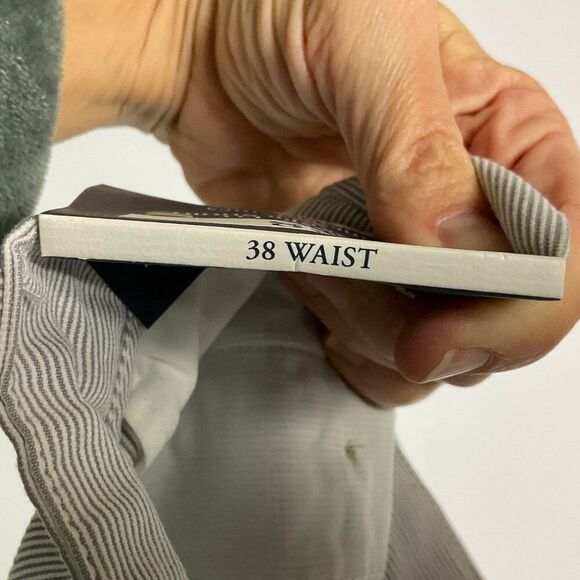 NWT Vineyard Vines 9" Pincord Stripe Breaker Shorts in Anchor Gray stripe, sz 38 - Picture 15 of 15